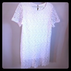 *SOLD* EUC boutique white lace overlay dress.